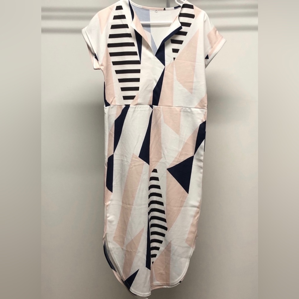 NEW Design Pattern Dress - Picture 2 of 5
